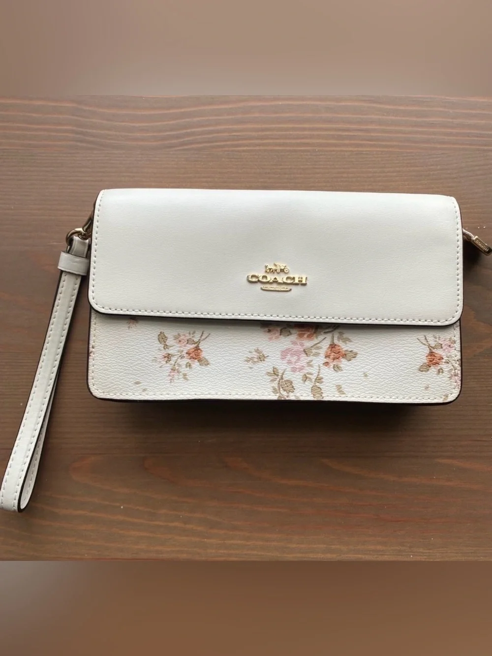 Coach Noa Pop-Up wristlet purse Chalk White Pebbled Leather Floral